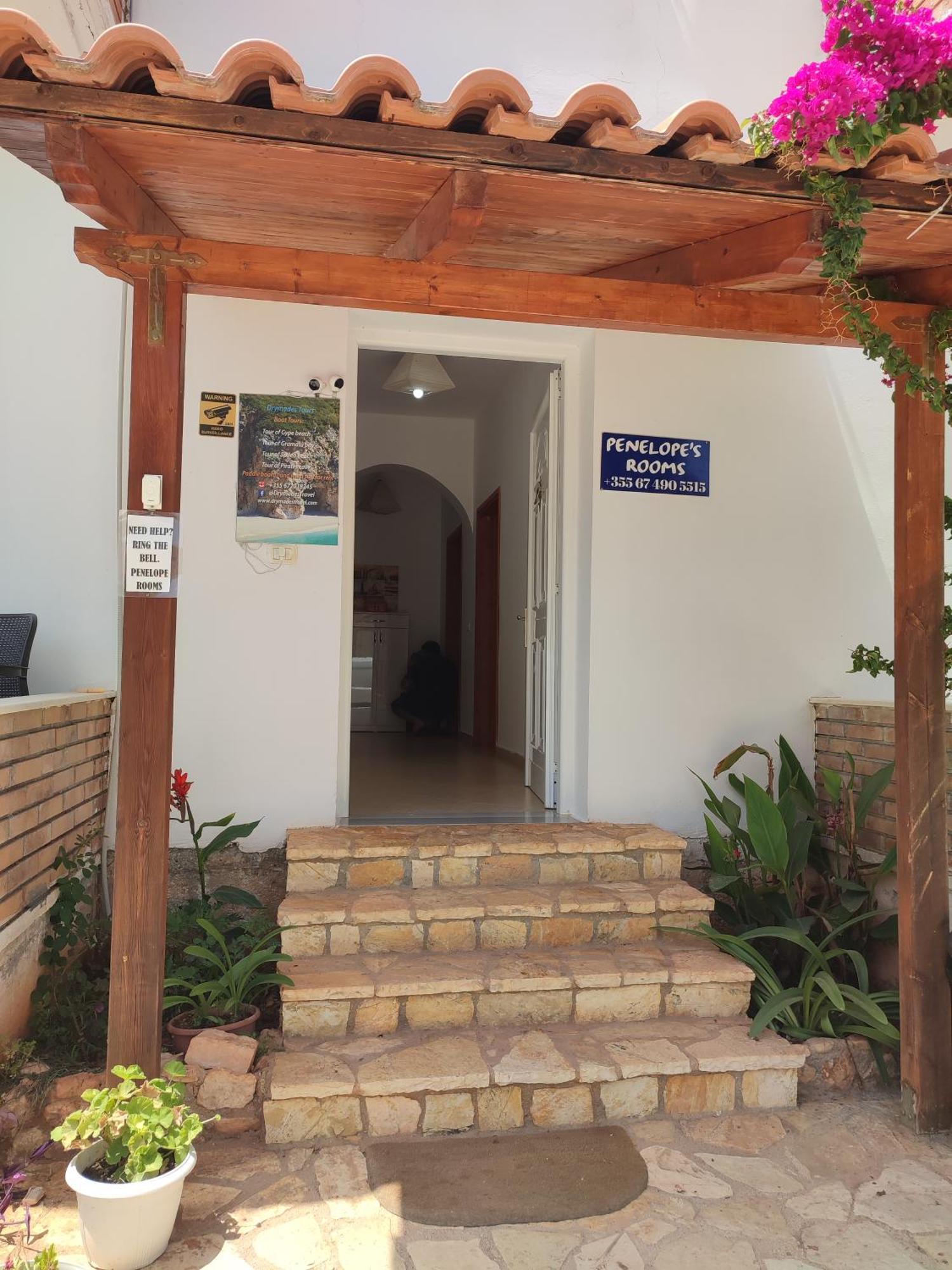Penelope'S Rooms Dhermi Bagian luar foto