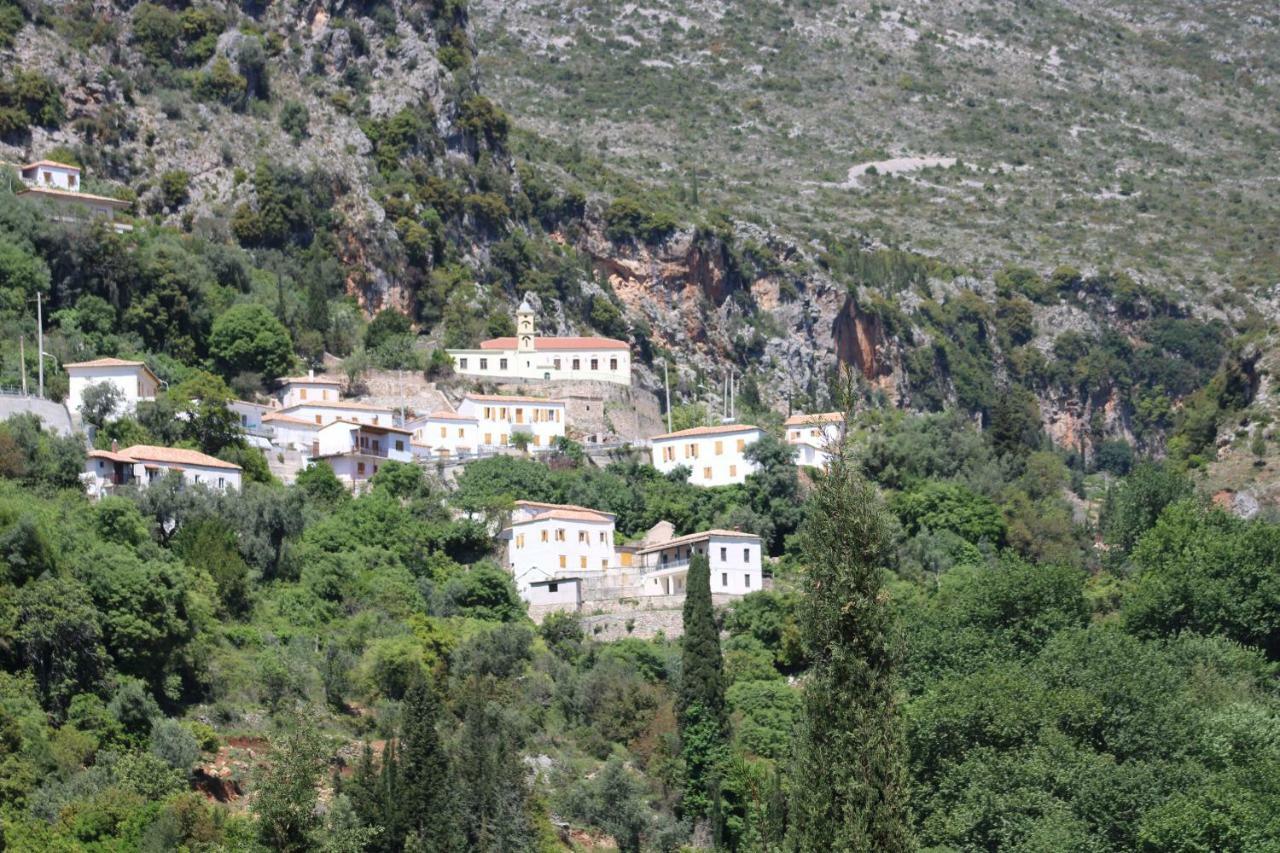 Penelope'S Rooms Dhermi Bagian luar foto